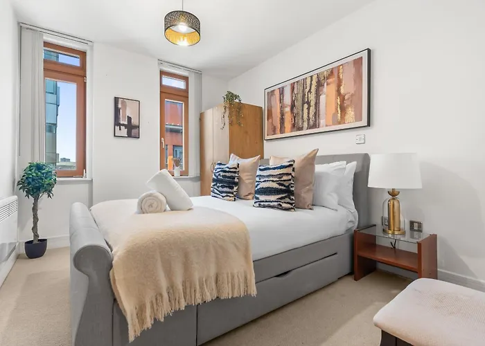 2 Bed The Postbox Free Parking