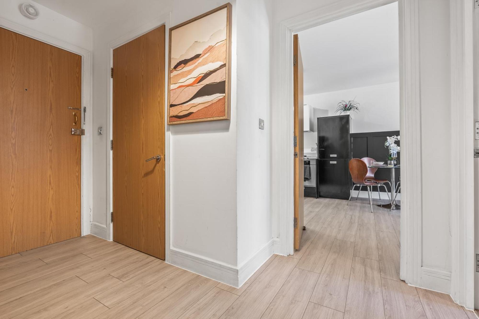 2 Bed The Postbox Free Parking *